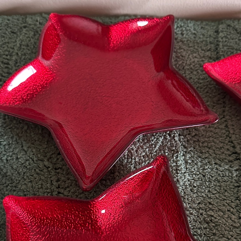 Akcam Glass Holiday Christmas Star Shaped Plates Gorgeous! NEW! - Picture 3 of 9